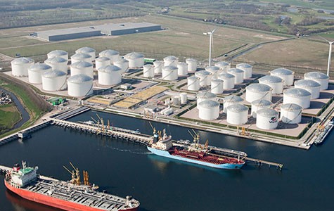 Specialists for oil terminals and LNG